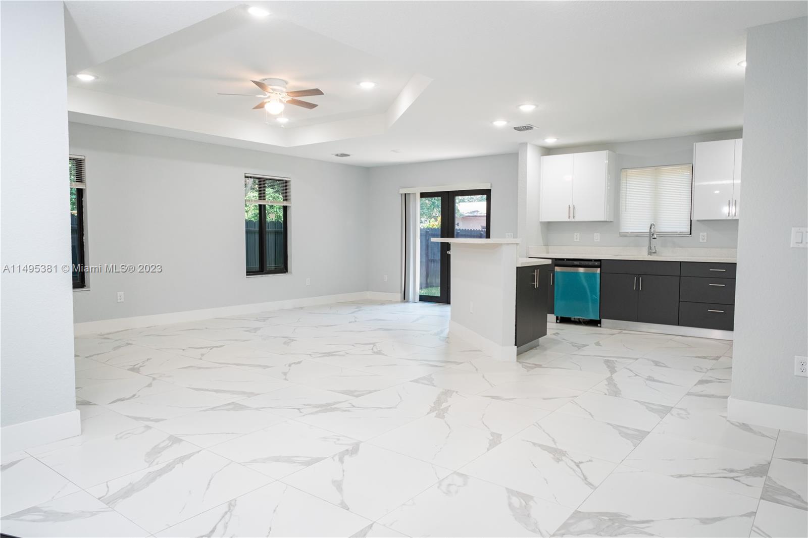 FRANKLIN PARK - Residential Lease