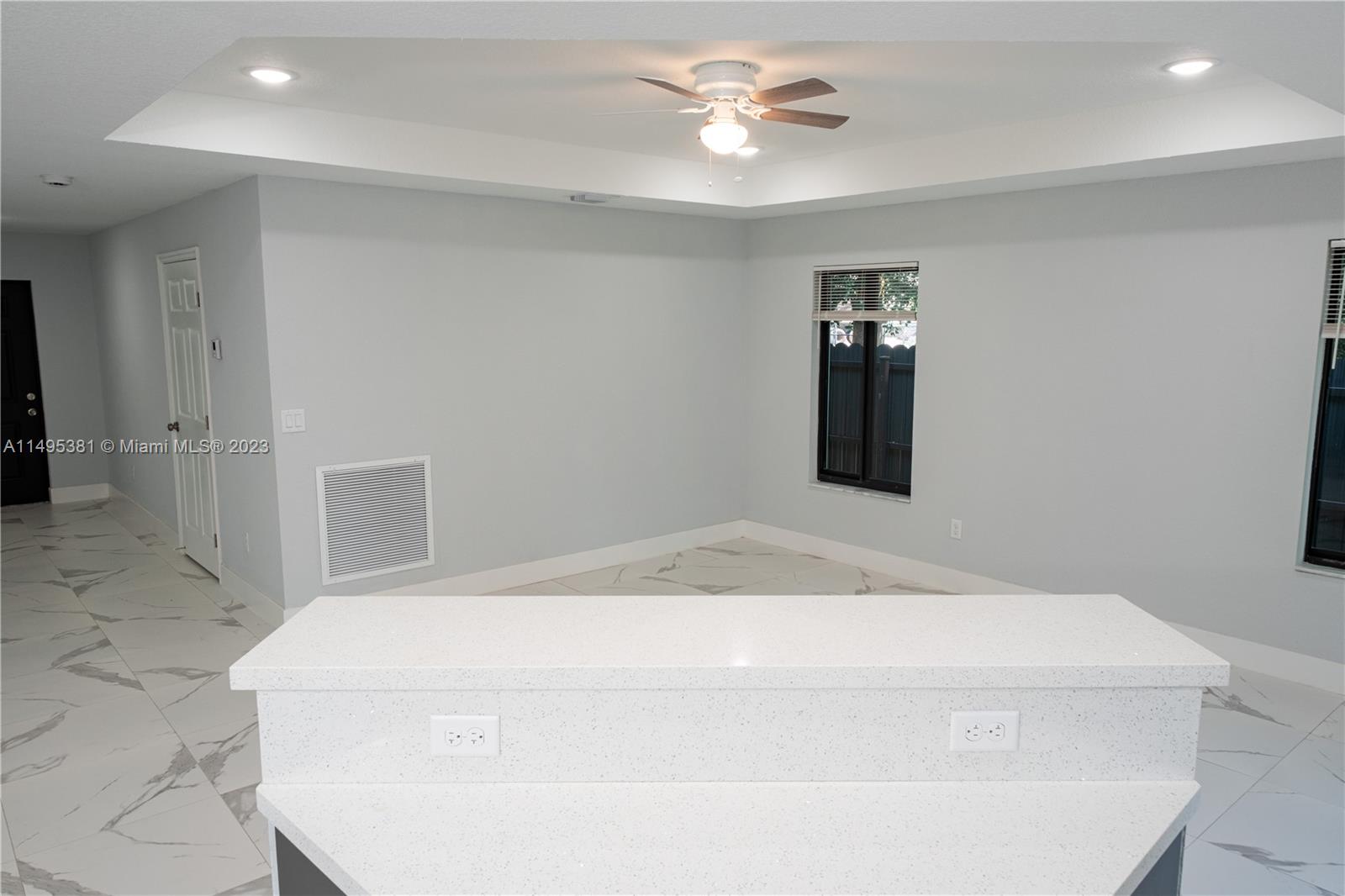 FRANKLIN PARK - Residential Lease