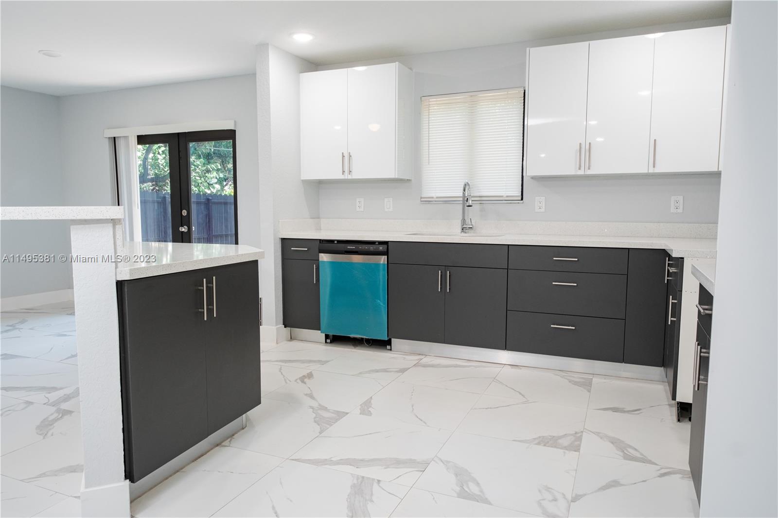 FRANKLIN PARK - Residential Lease
