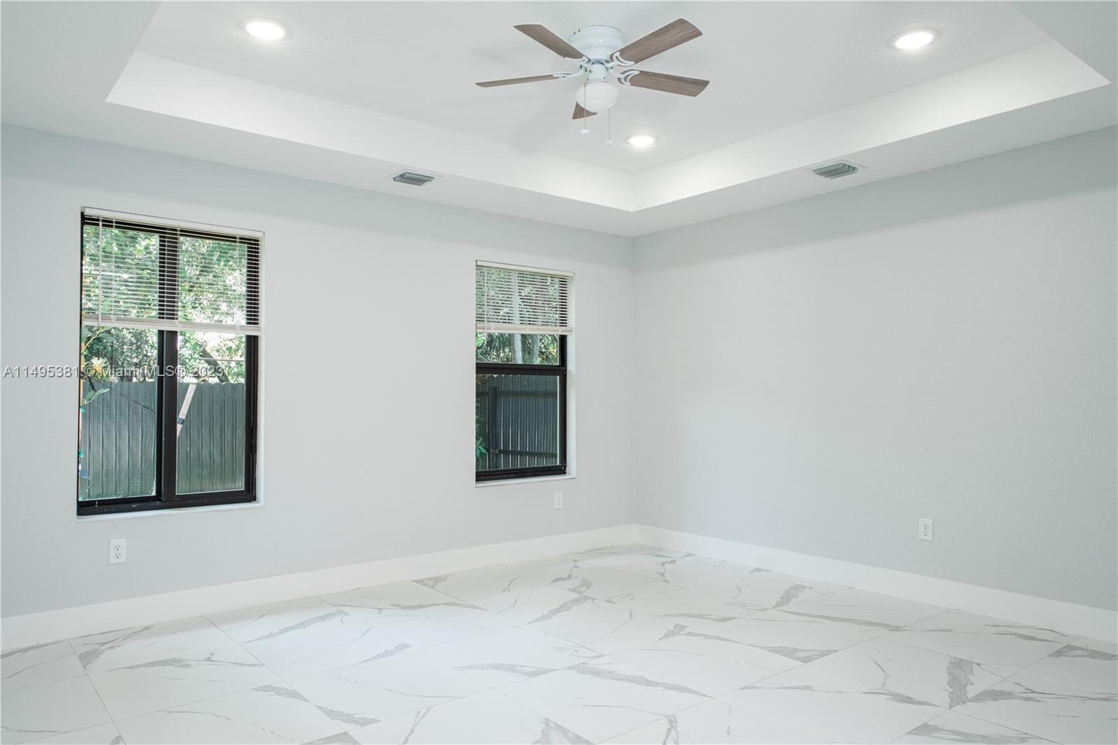 FRANKLIN PARK - Residential Lease