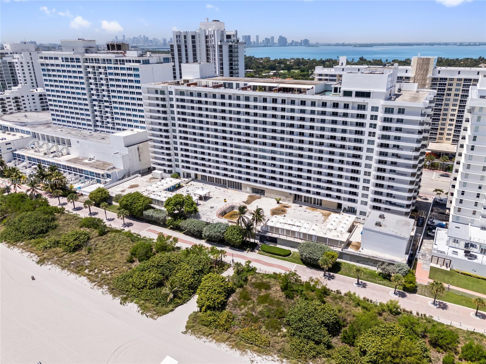 OCEANSIDE PLAZA CONDO - Residential