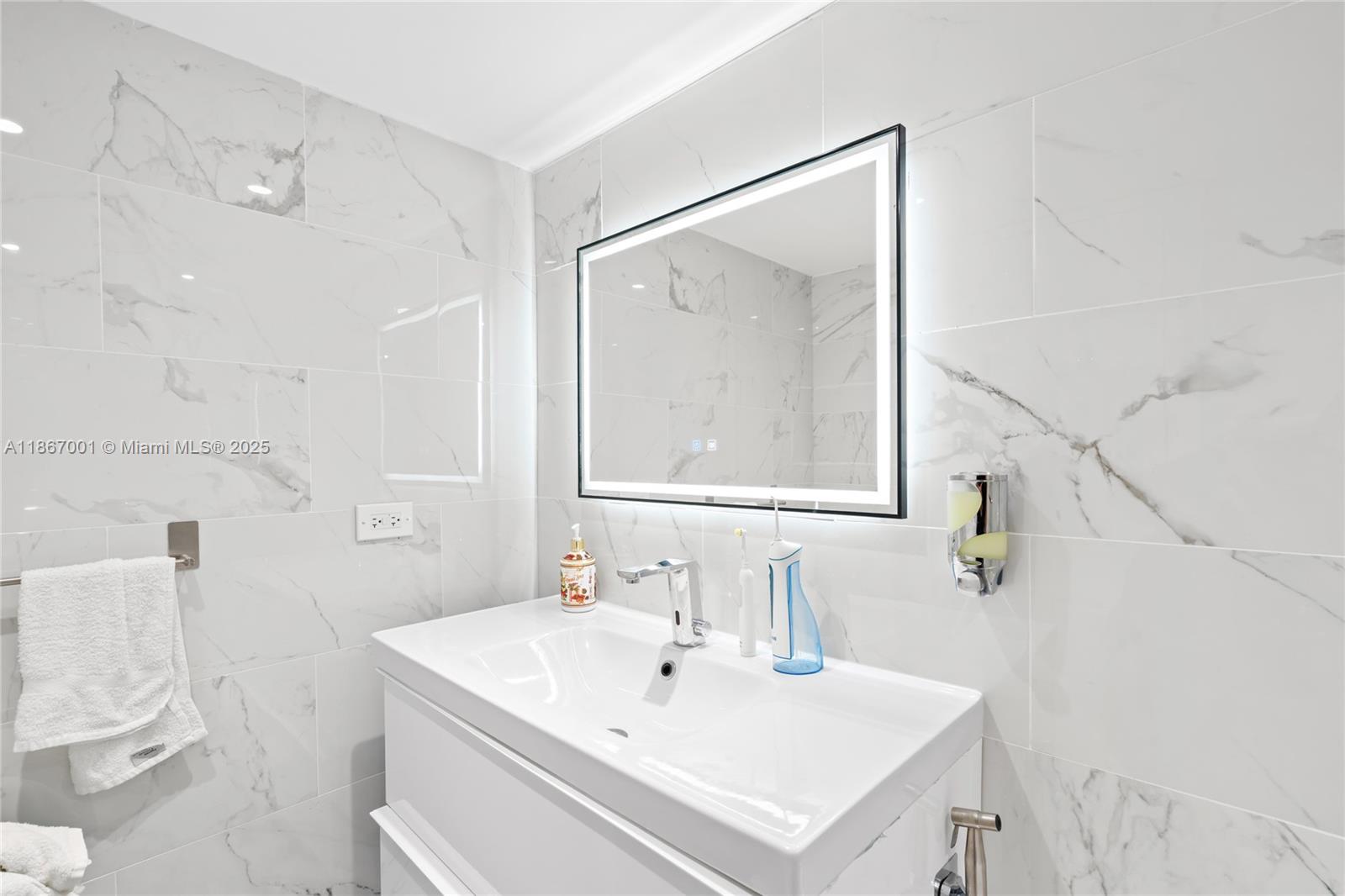 OCEANSIDE PLAZA CONDO - Residential