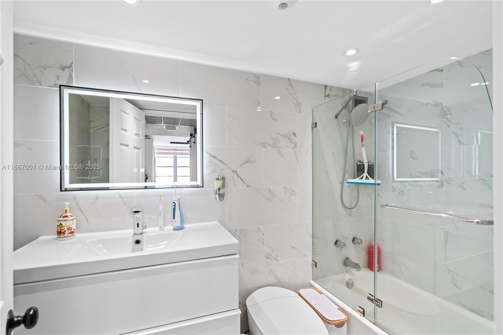 OCEANSIDE PLAZA CONDO - Residential