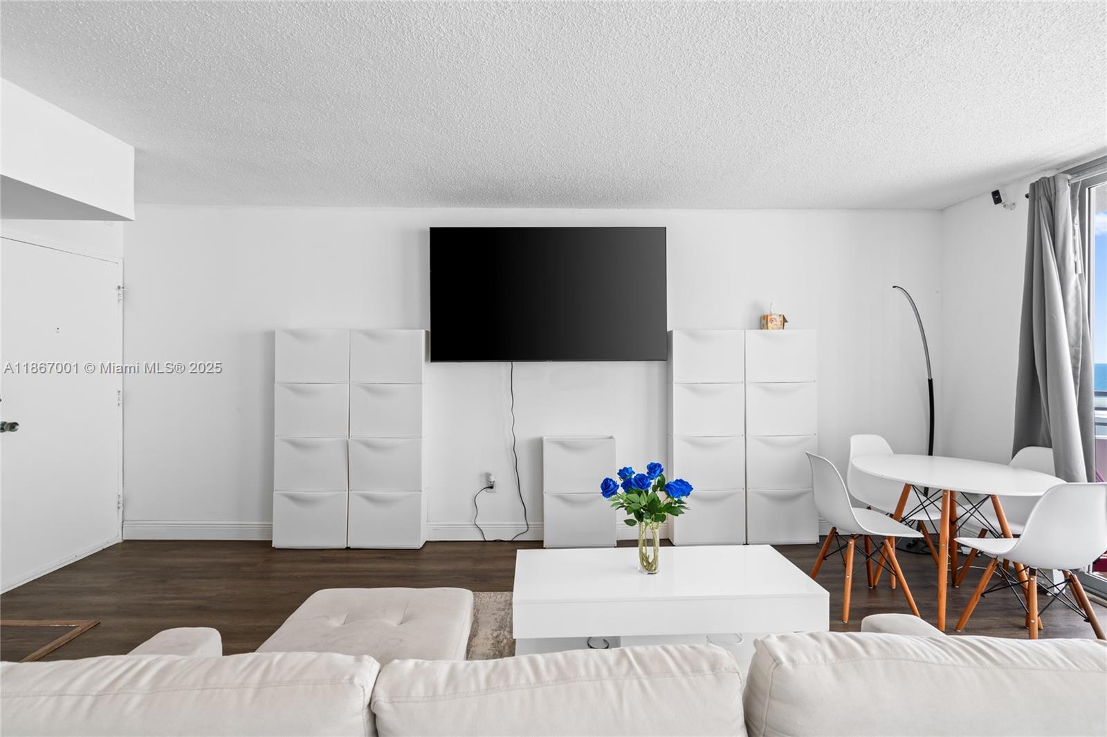 OCEANSIDE PLAZA CONDO - Residential