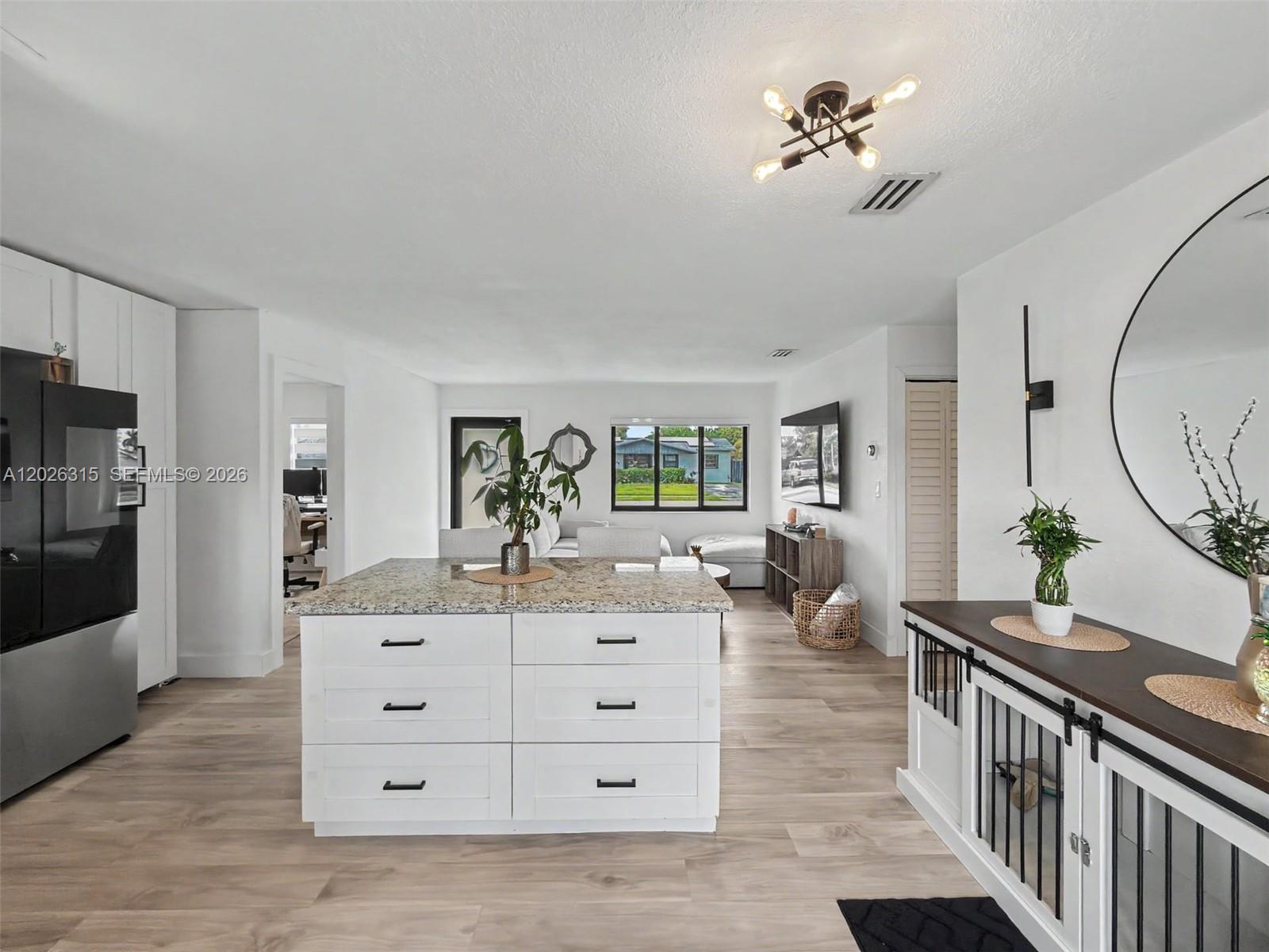 5TH ADDN TO RICHMOND HGTS - Residential