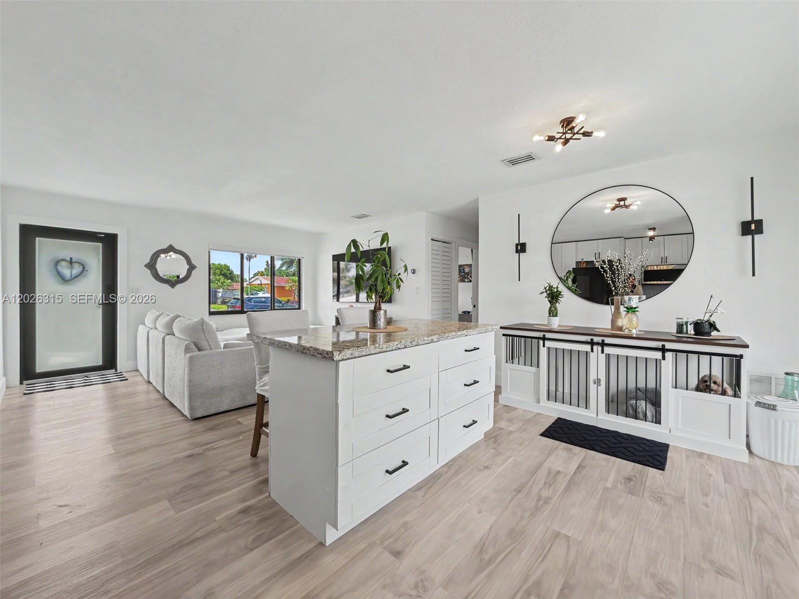 5TH ADDN TO RICHMOND HGTS - Residential