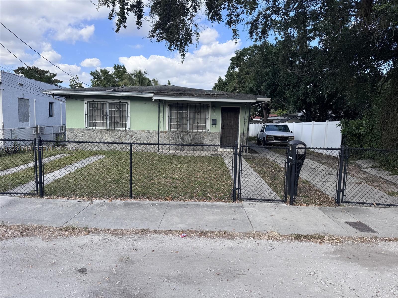 1369 NW 30th St