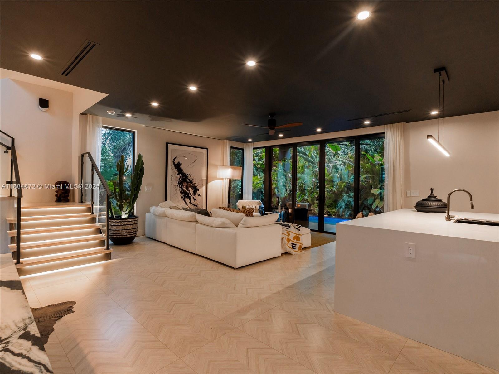 INDIANA GROVE CONDO - Residential