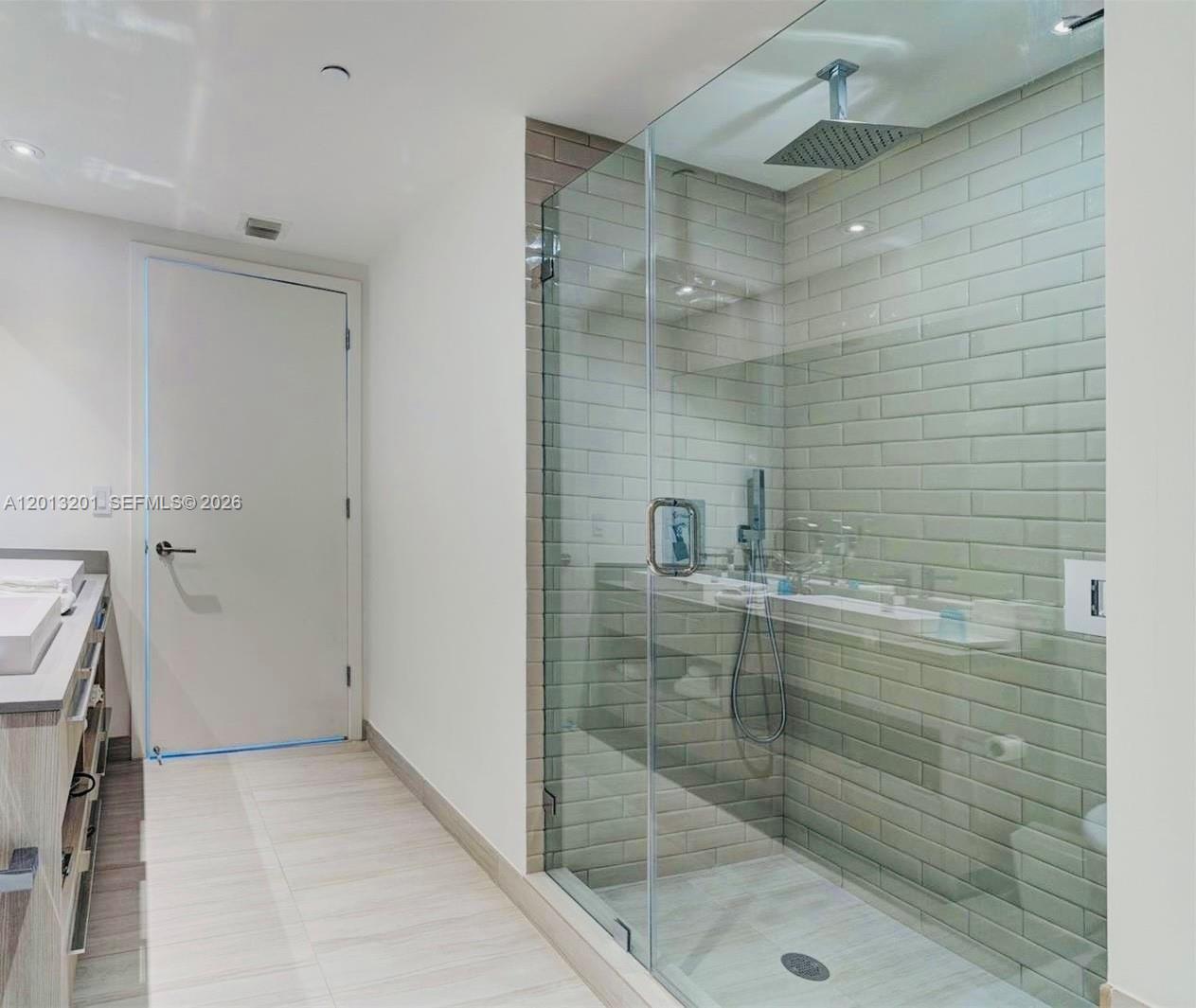 4010 SOUTH OCEAN CONDO - Residential
