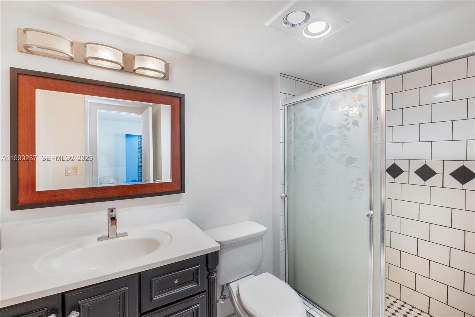 ENSENADA CONDO BLDG E-II - Residential