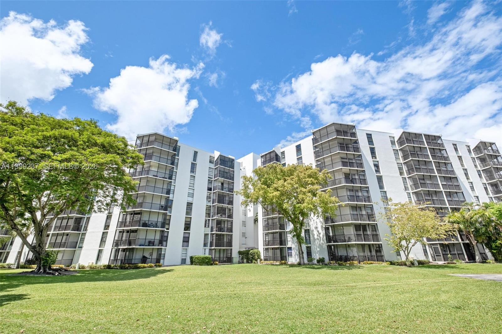 ENSENADA CONDO BLDG E-II - Residential