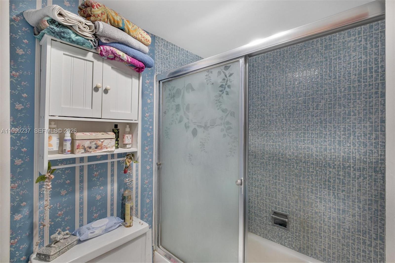 ENSENADA CONDO BLDG E-II - Residential