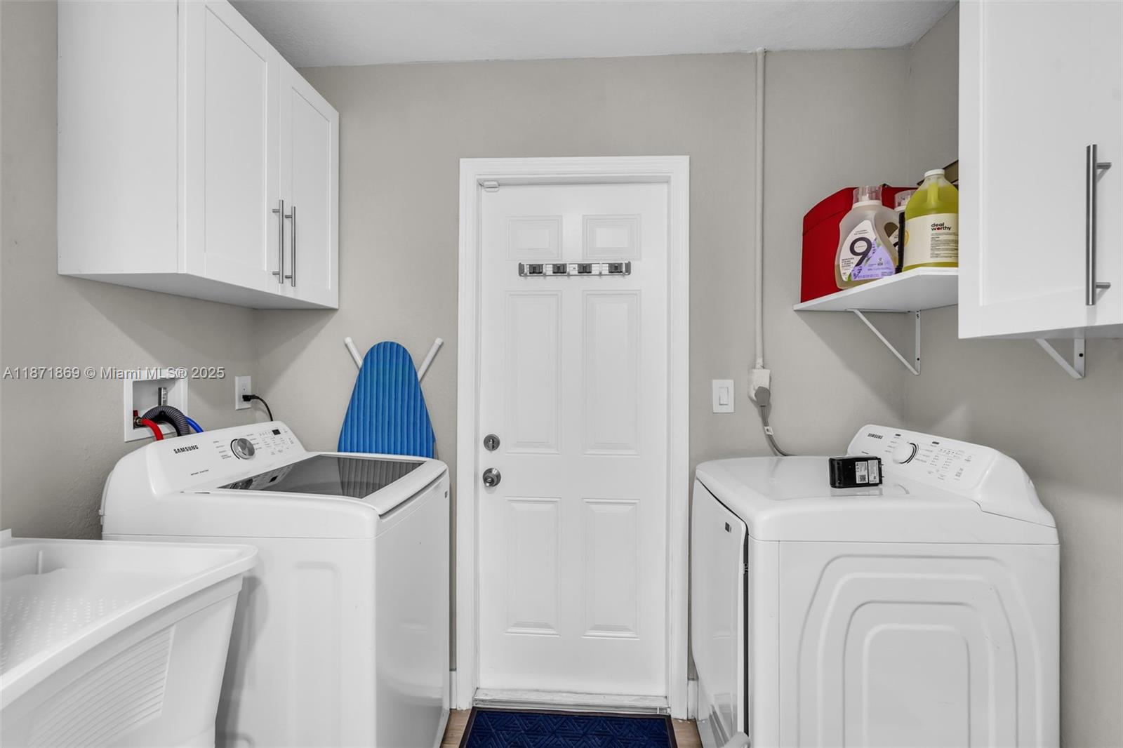 MIDLAND 1ST ADD - Residential