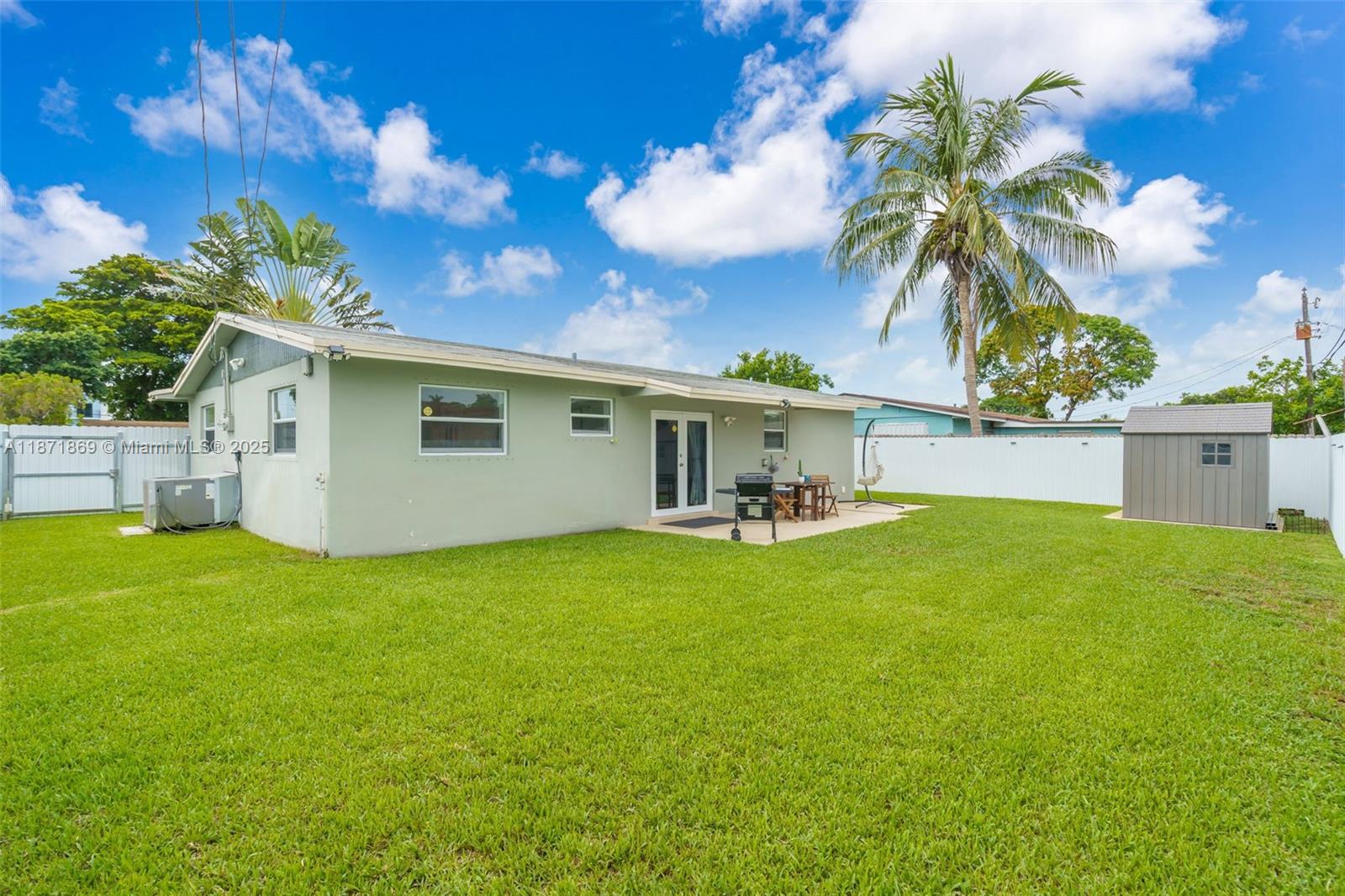 MIDLAND 1ST ADD - Residential