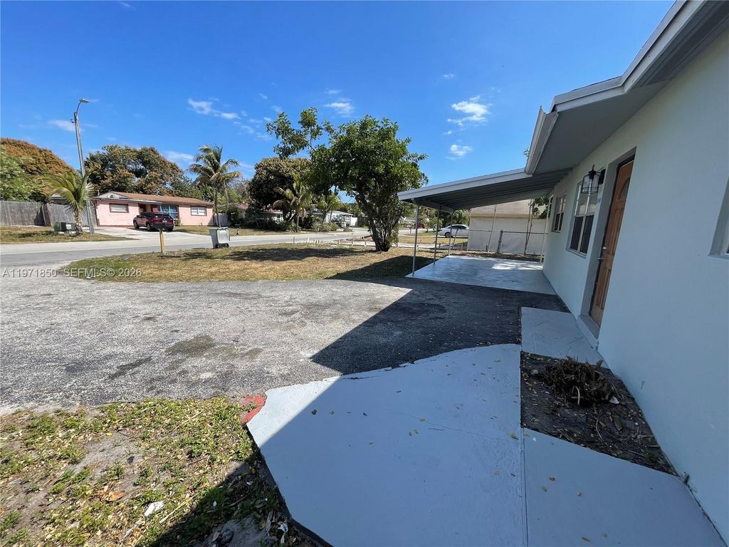 Photo of 240 NE 23rd St #240, Pompano Beach, FL 33060 (MLS # A11971850)