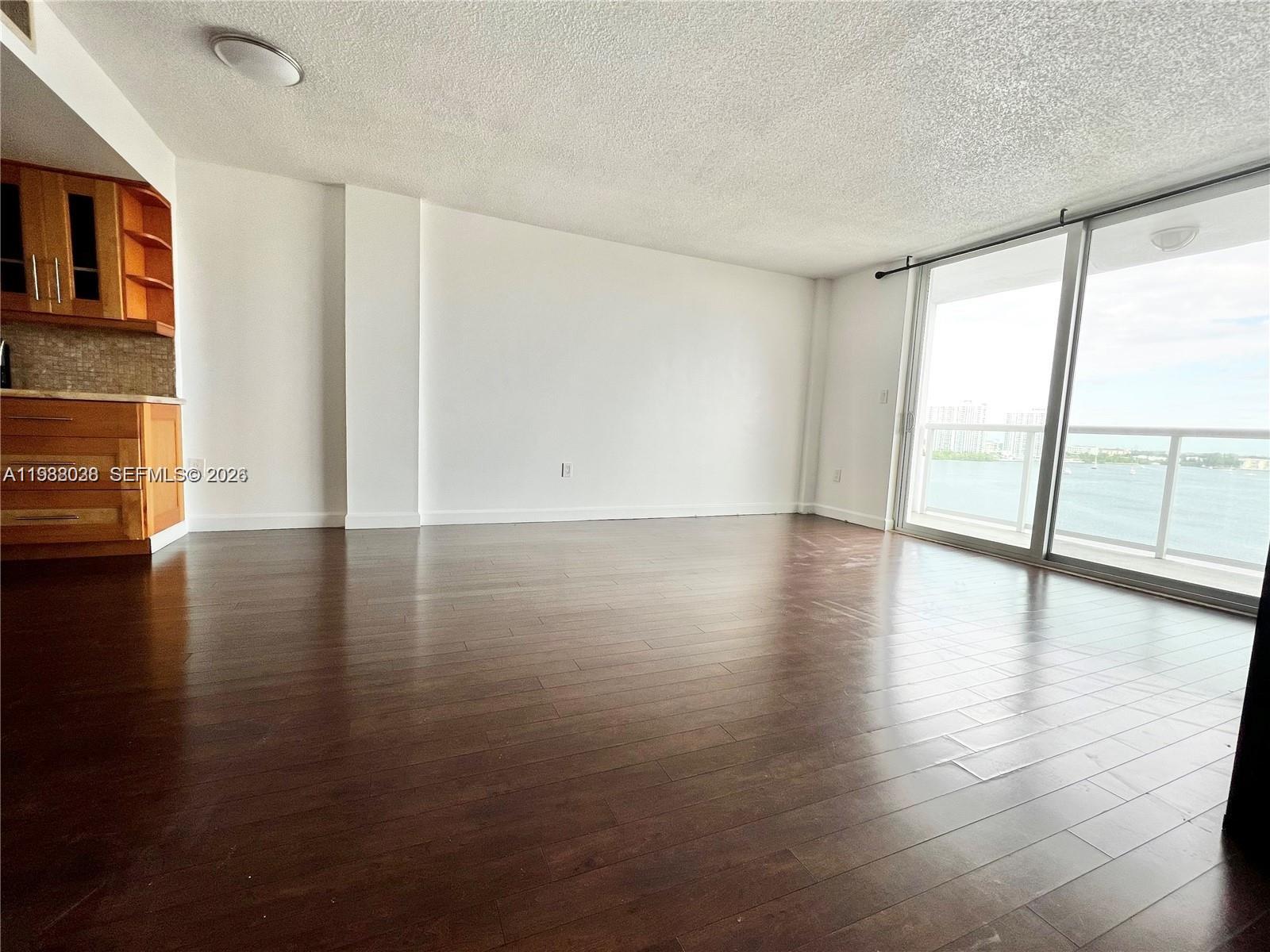 STRATFORD HOUSE CONDO - Residential