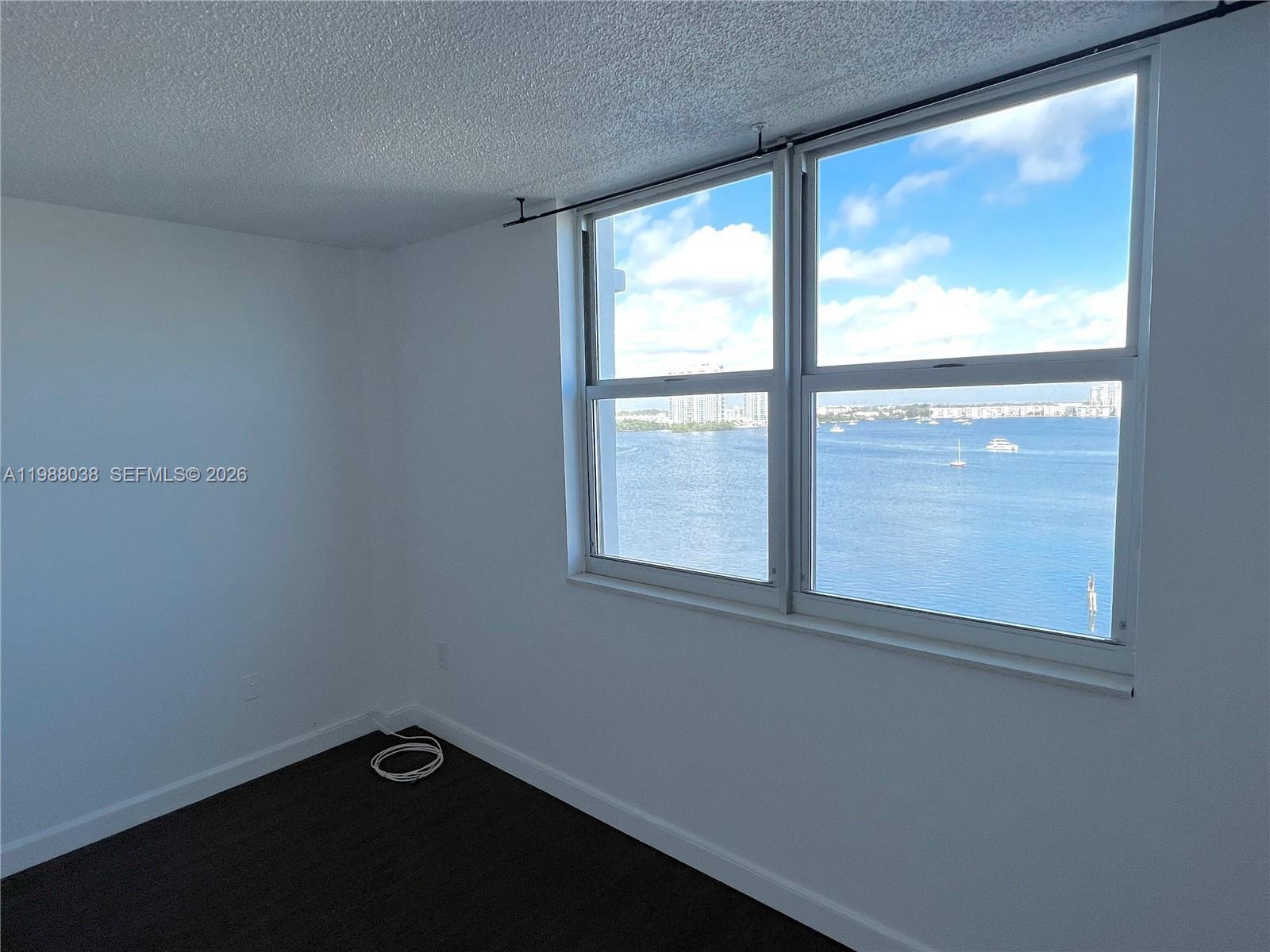 STRATFORD HOUSE CONDO - Residential