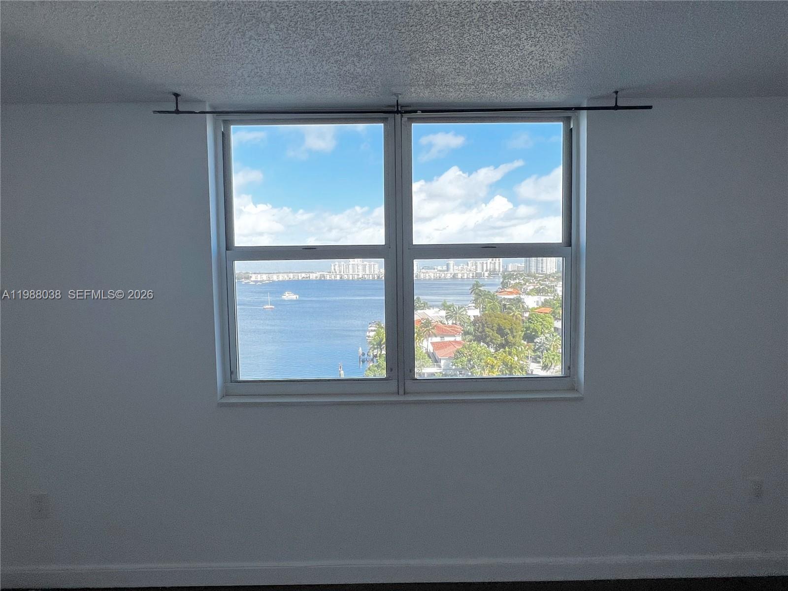 STRATFORD HOUSE CONDO - Residential