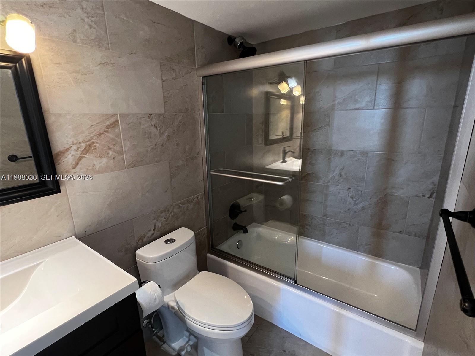 STRATFORD HOUSE CONDO - Residential