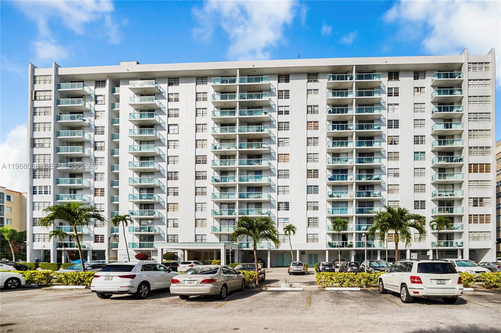 STRATFORD HOUSE CONDO - Residential