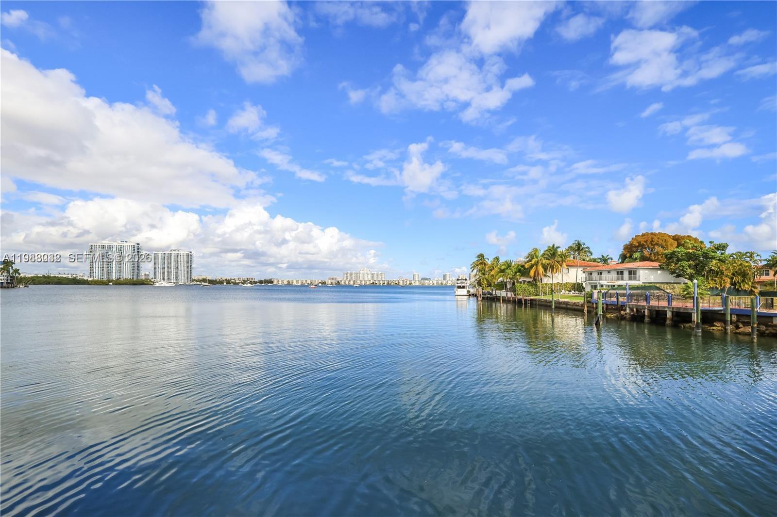 STRATFORD HOUSE CONDO - Residential