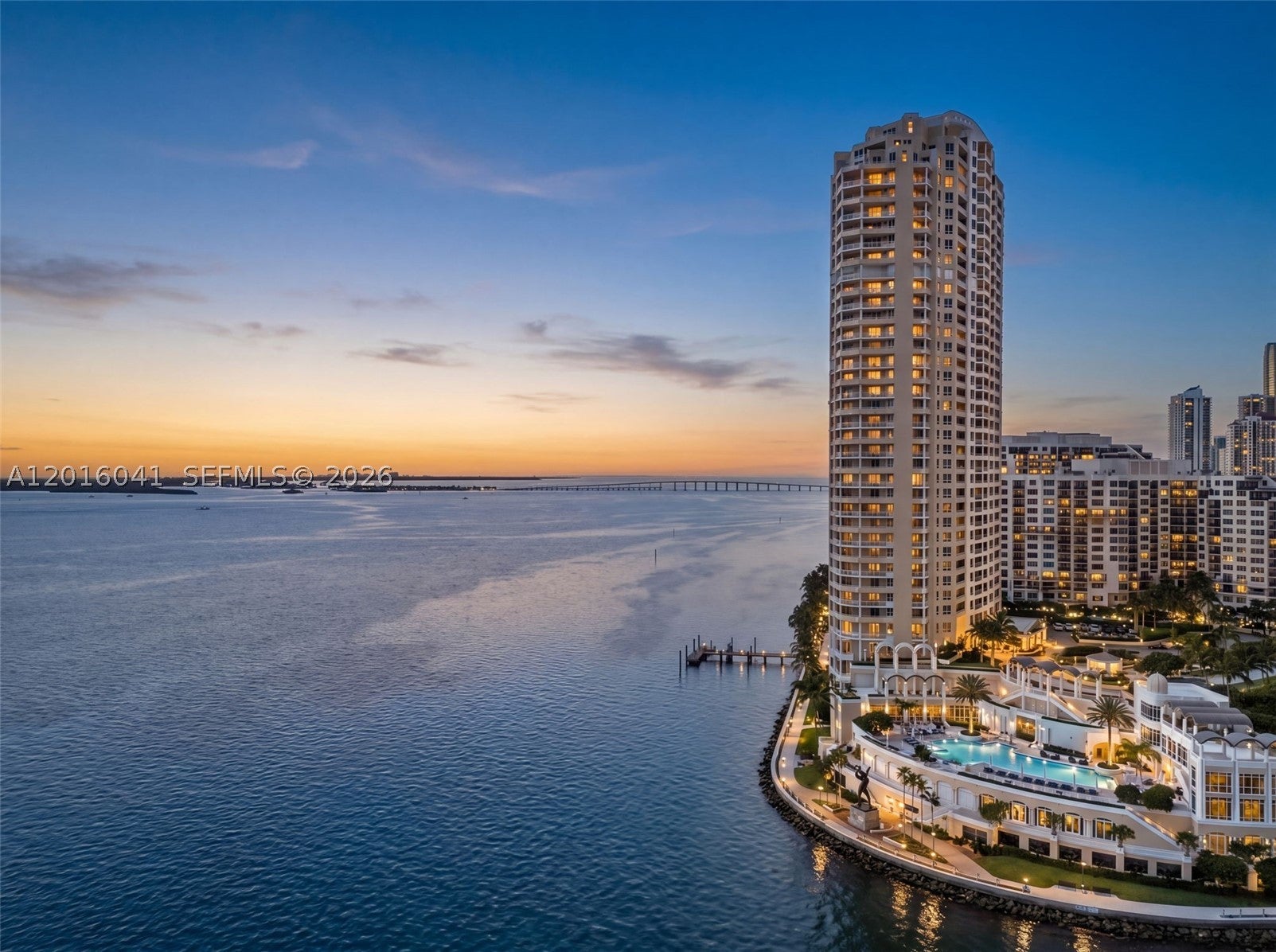 808 Brickell Key Dr 3304