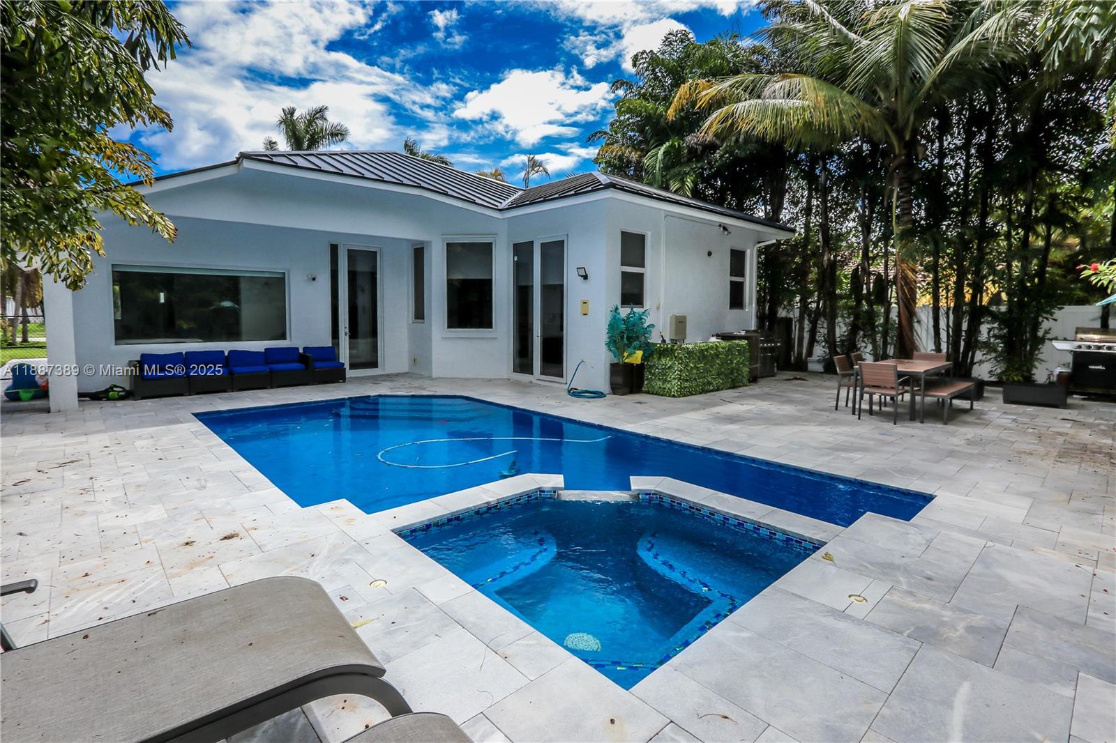 RODMAN STREET DEVELOPMENT - Residential Lease