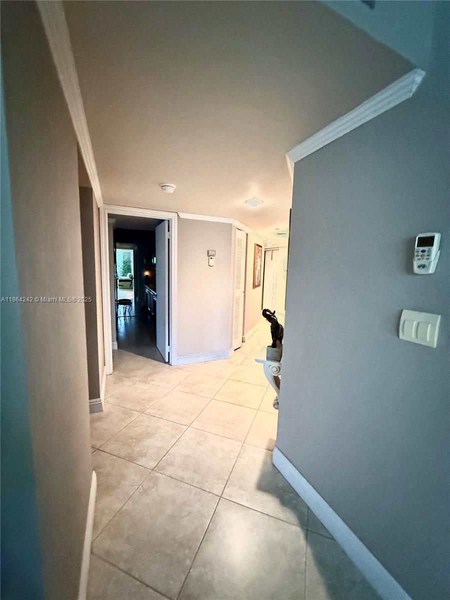1460 Sheridan St 11D