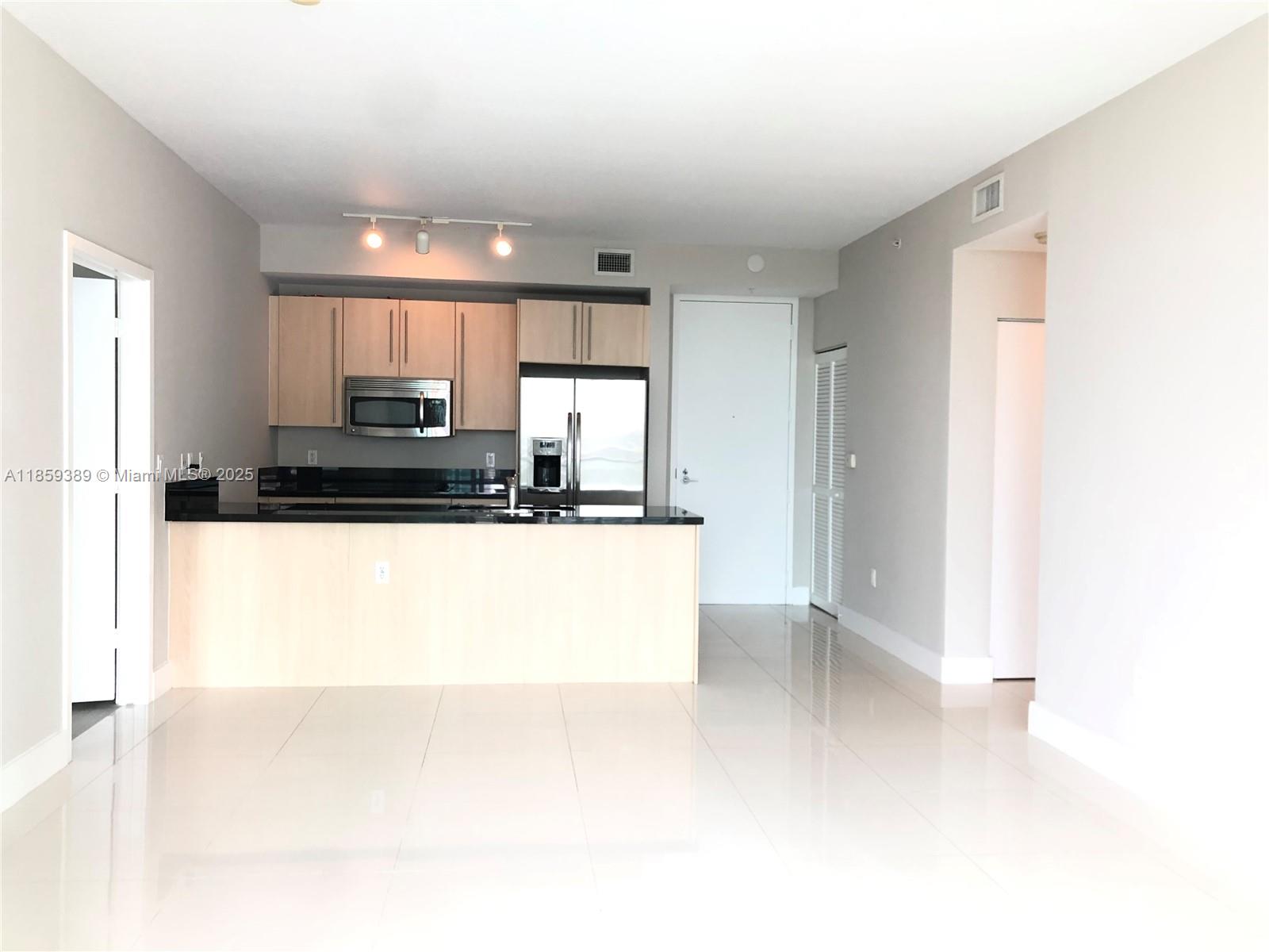 79 SW 12 ST 1904-S