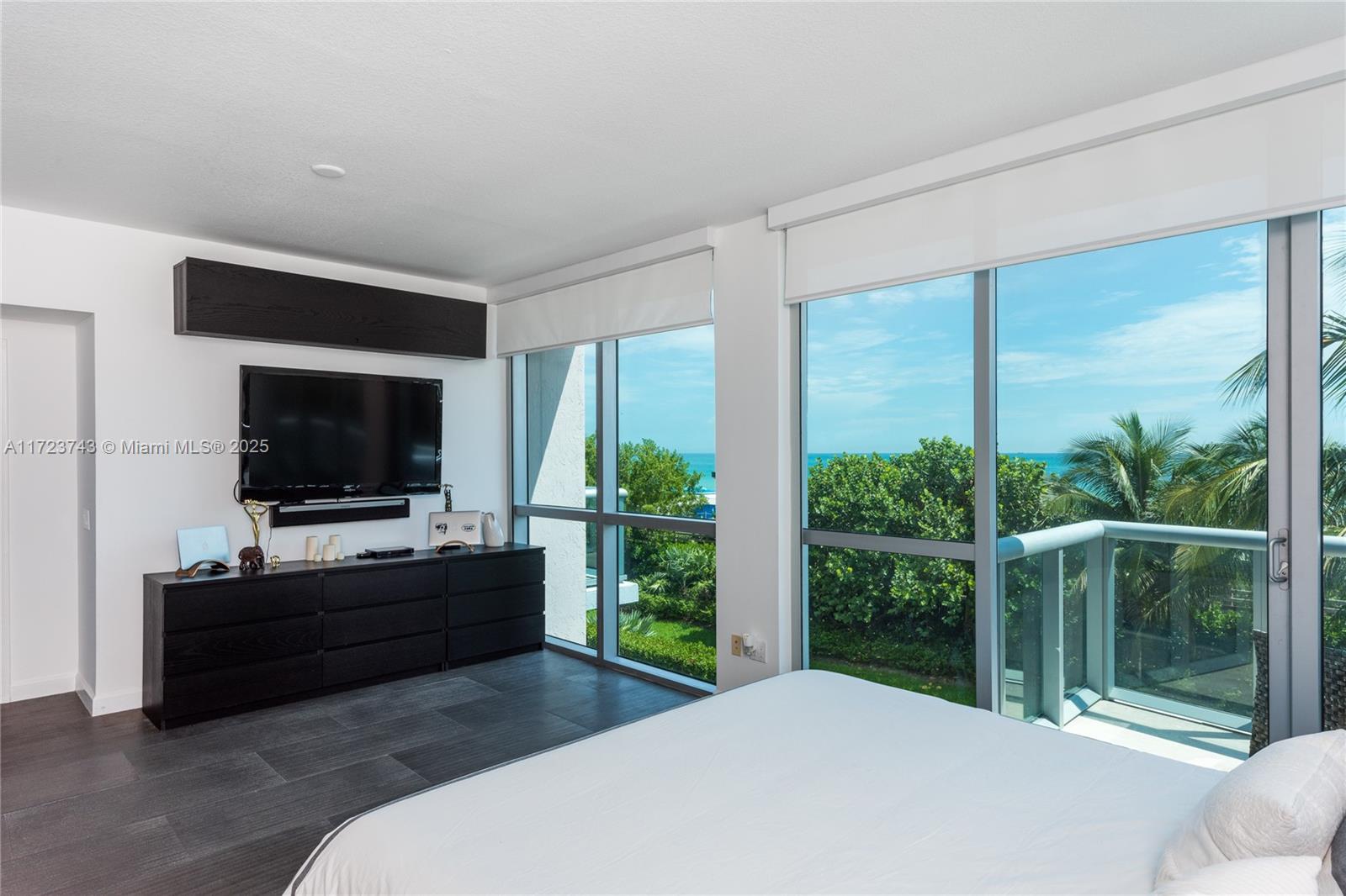 MOSAIC ON MIAMI BEACH CON - Residential