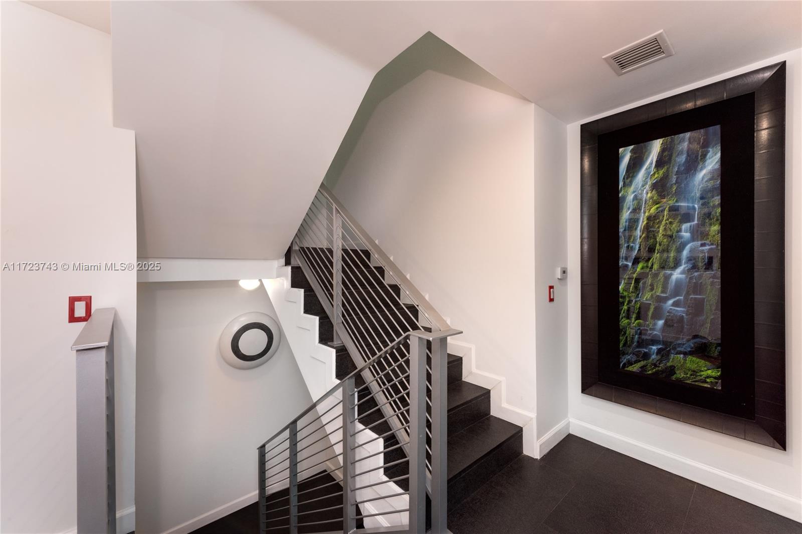 MOSAIC ON MIAMI BEACH CON - Residential