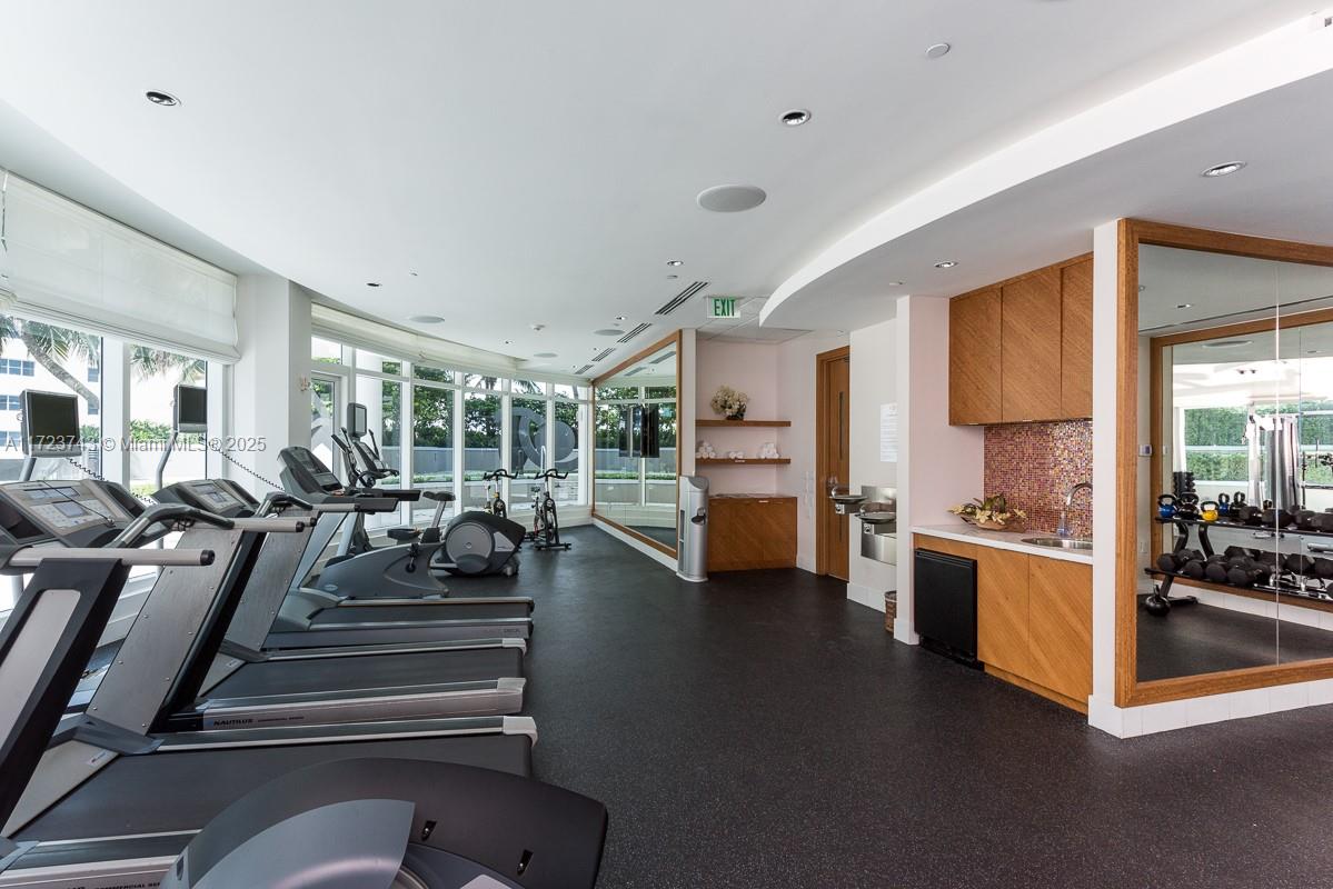 MOSAIC ON MIAMI BEACH CON - Residential