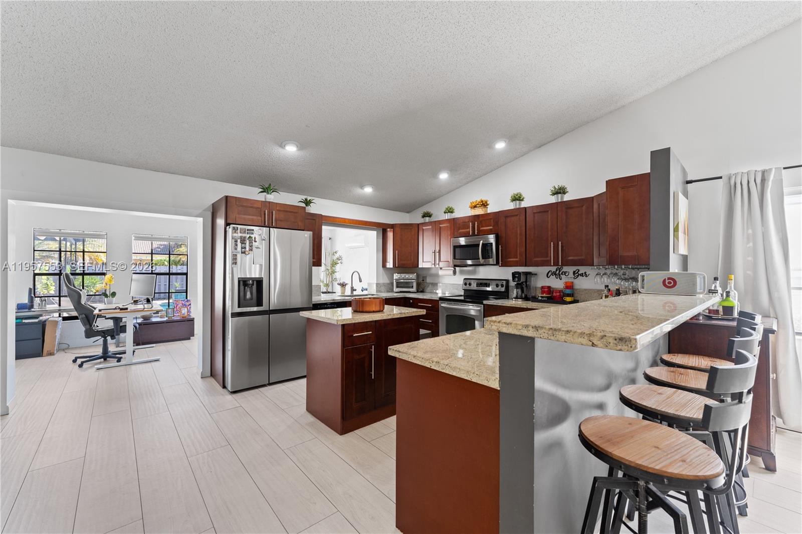 CORAL SPRINGS UNIVERSITY - Residential