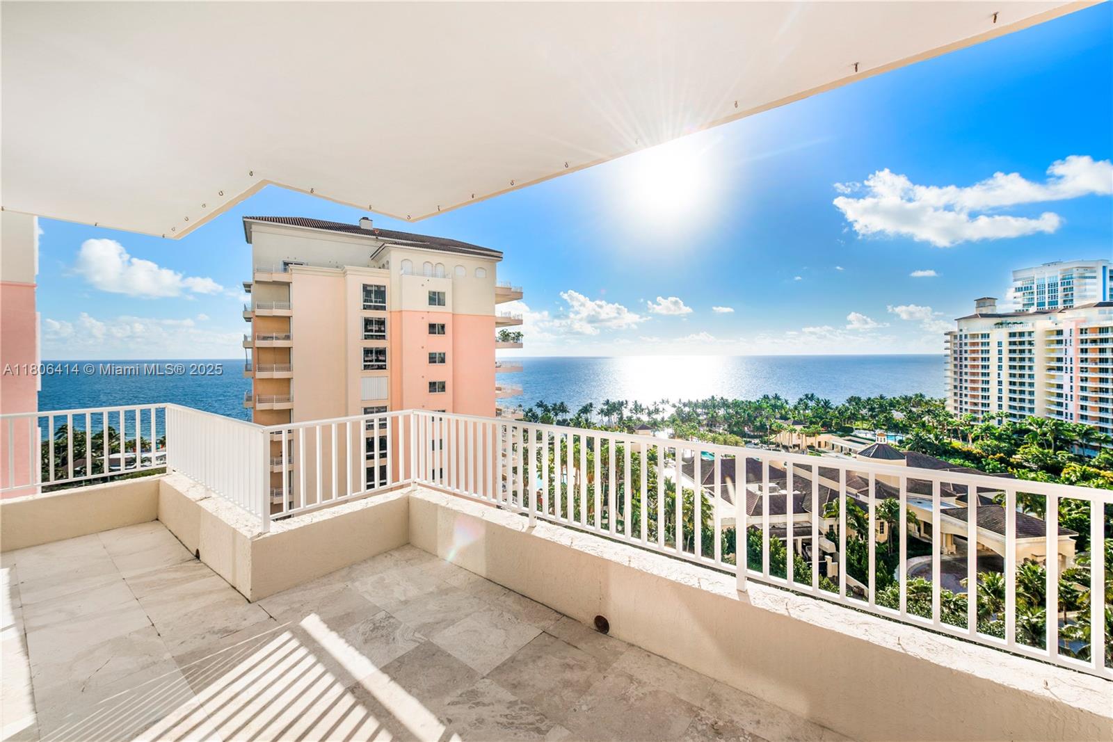 781 Crandon Blvd 1404, Key Biscayne, Miami-Dade County, Florida - 3 Bedrooms  
4 Bathrooms - 
