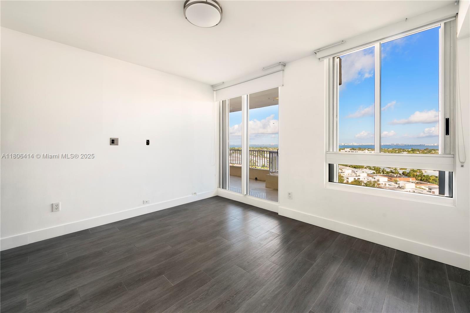 CLUB TOWER THREE CONDO - Residential Lease