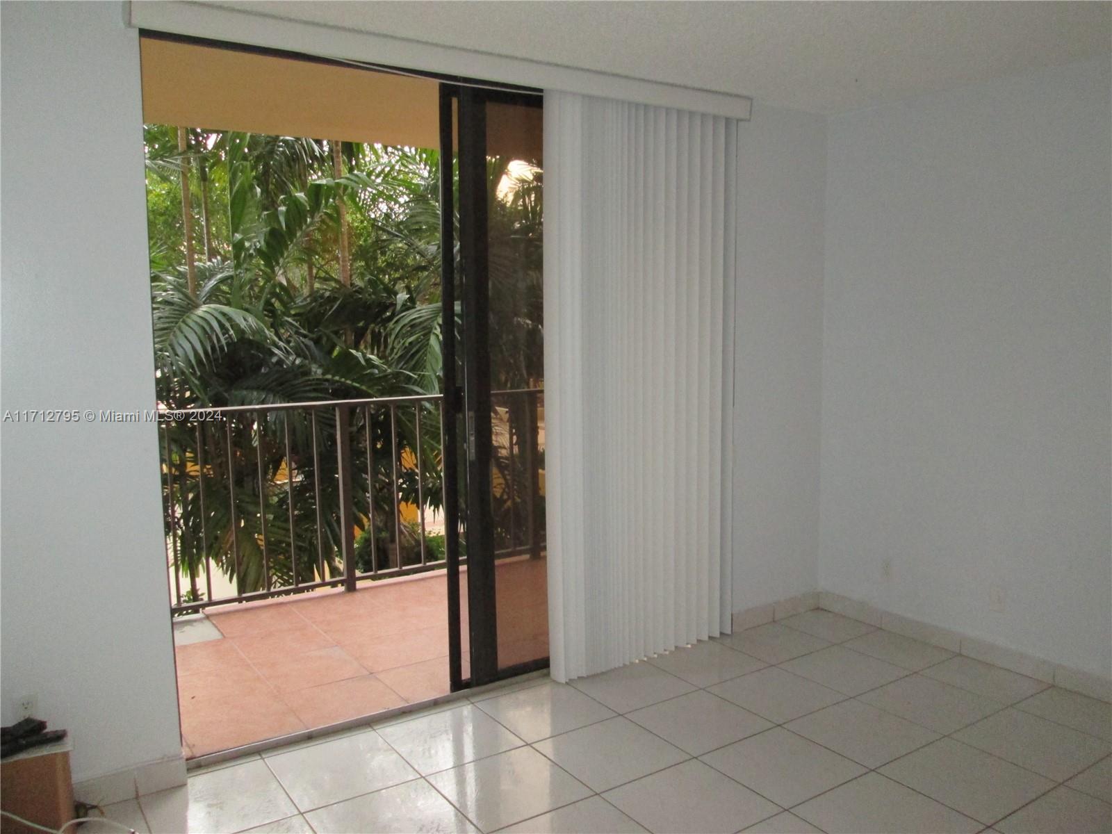 WINSTON TOWERS 700 CONDO - Residential