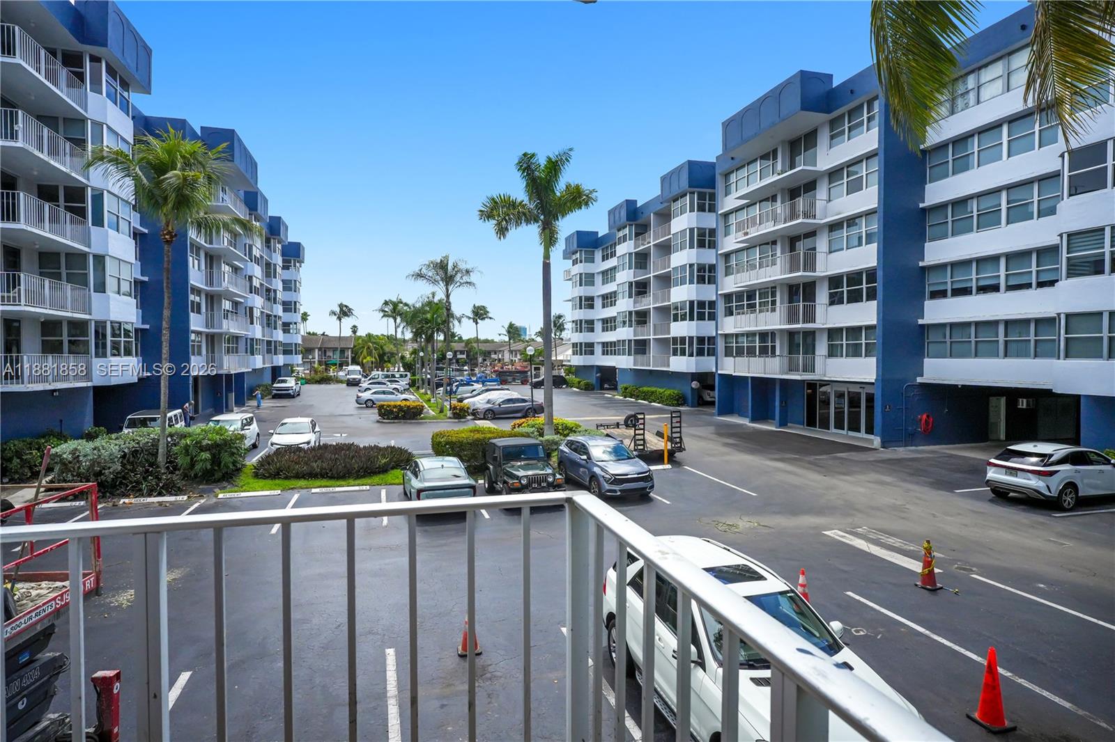REEF EAST CONDO - Residential