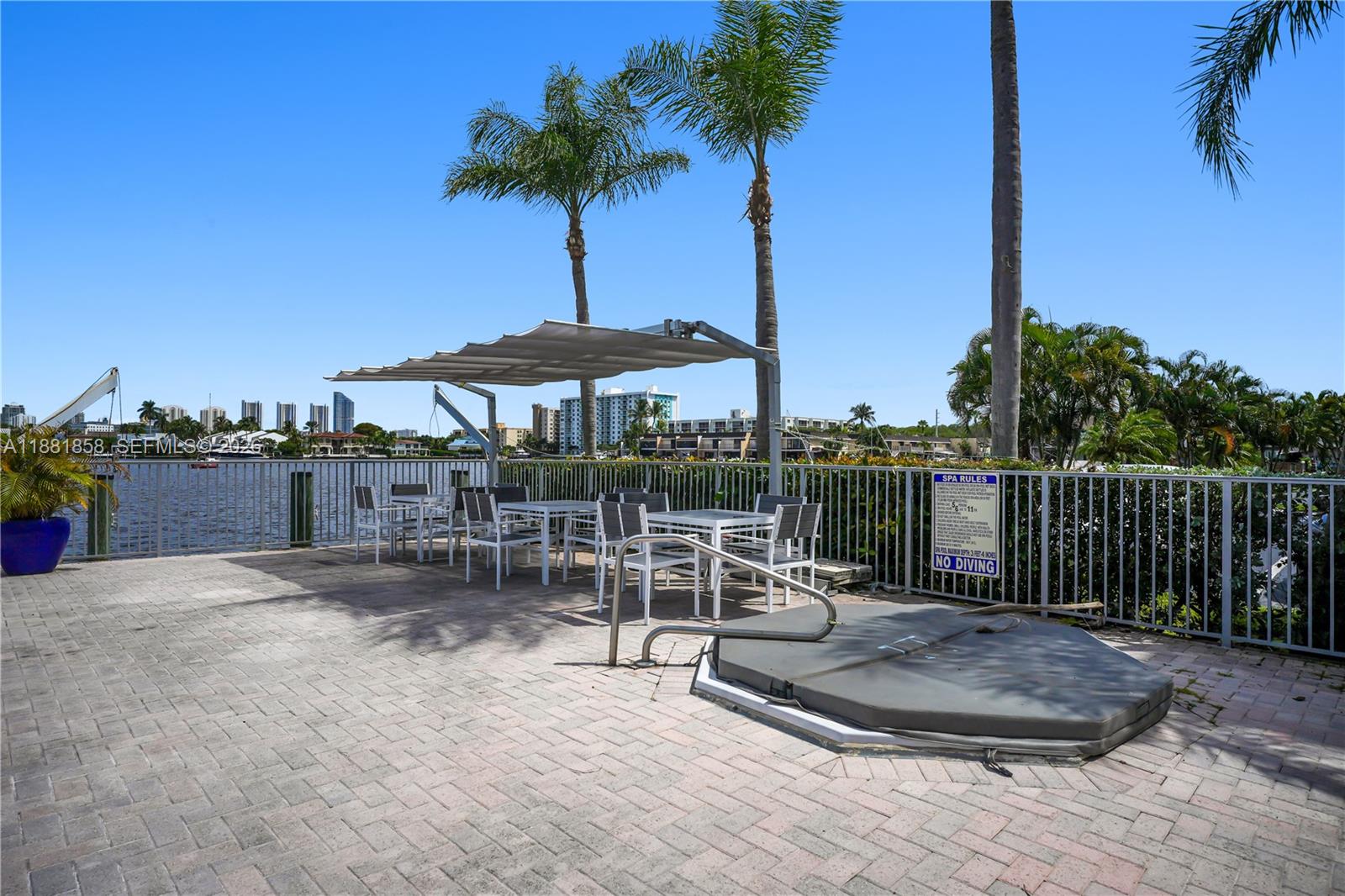 REEF EAST CONDO - Residential