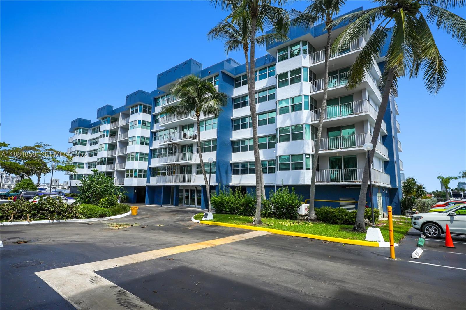 REEF EAST CONDO - Residential