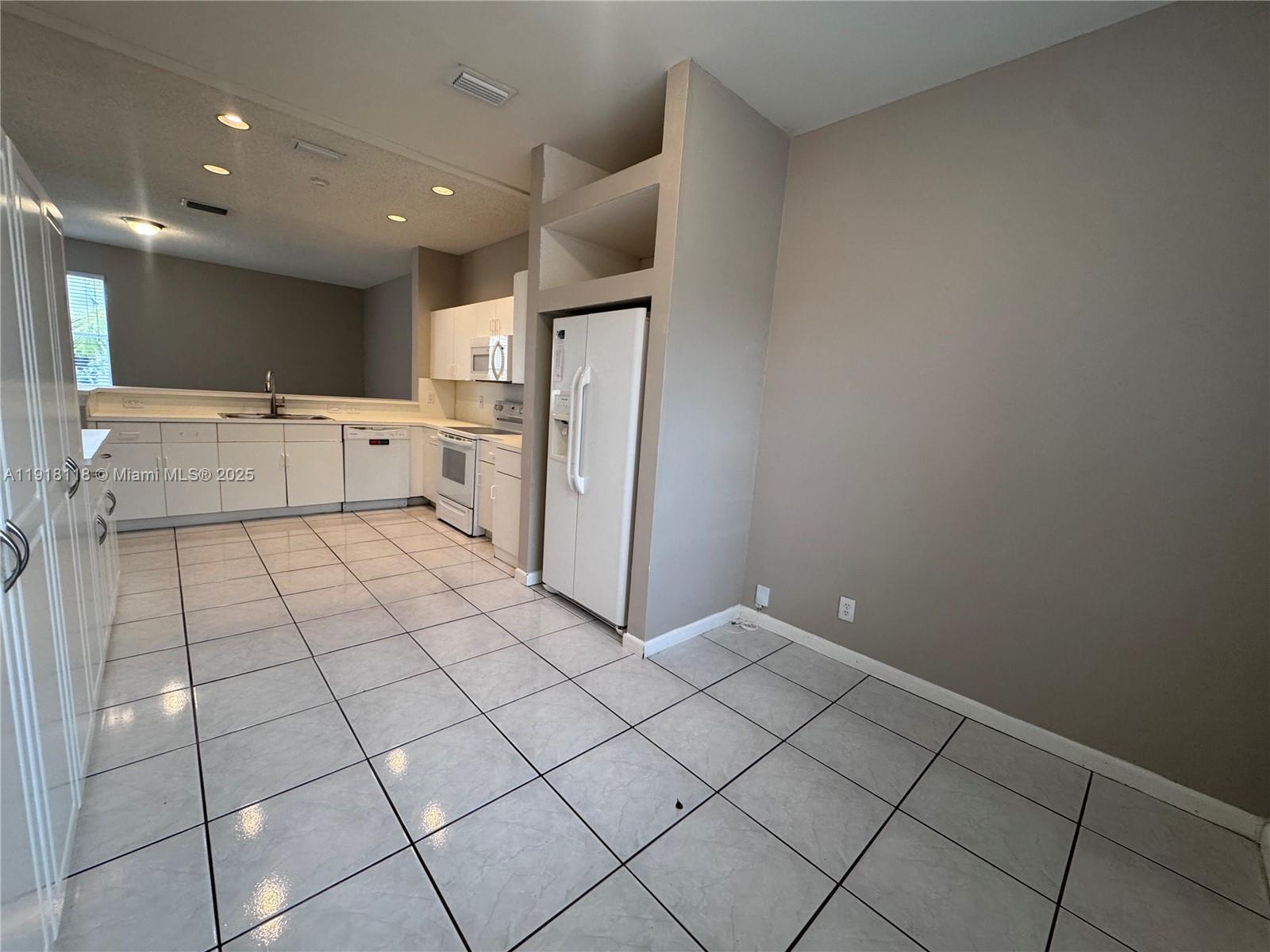 SECTOR 4 NORTH - Residential