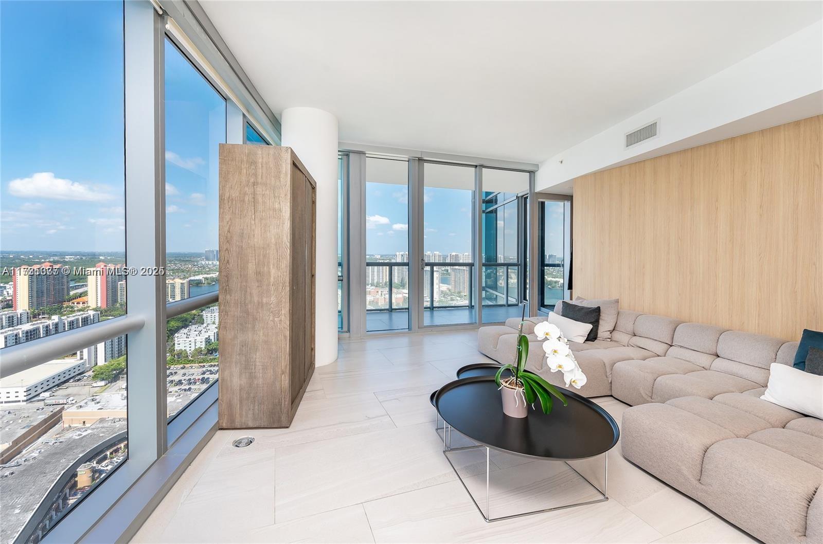 17121 Collins Ave 3301