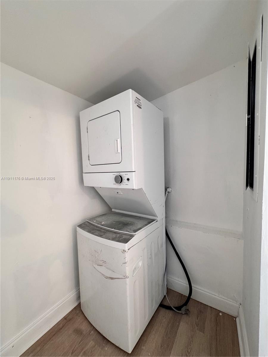 STEPHEN MANOR - Residential