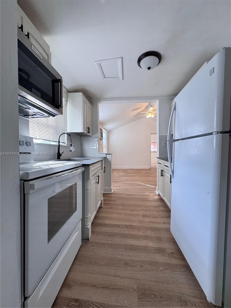 STEPHEN MANOR - Residential