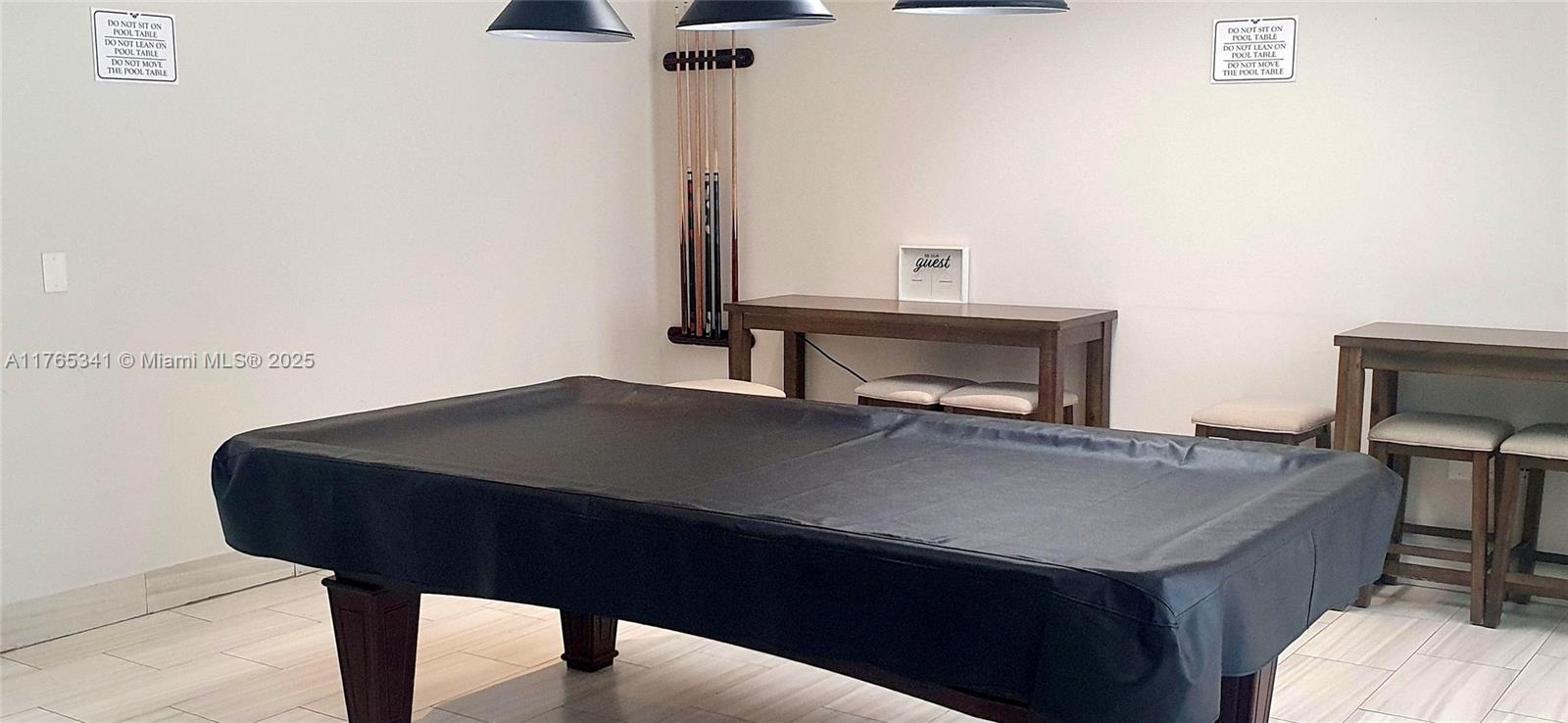 OCEANVIEW BUILDING A COND - Residential