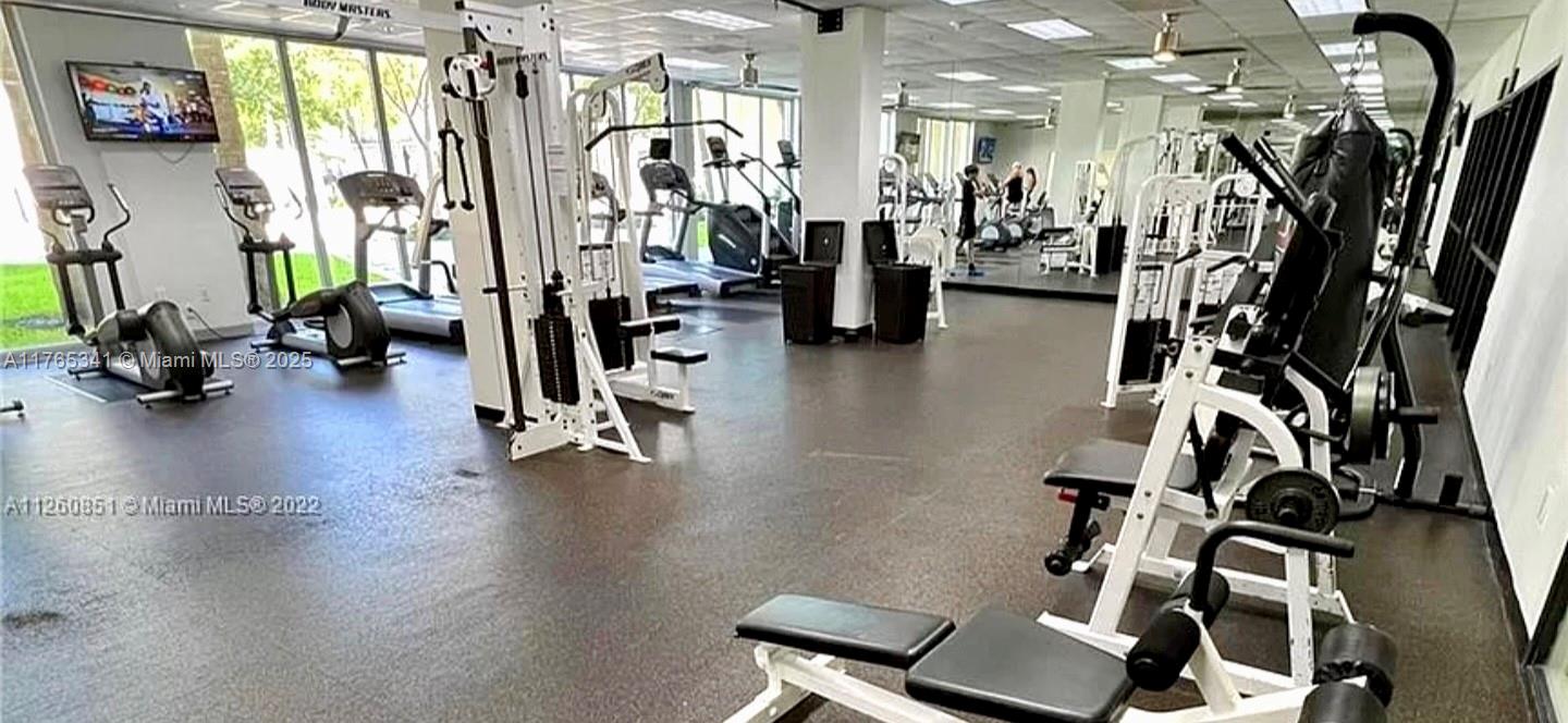 OCEANVIEW BUILDING A COND - Residential