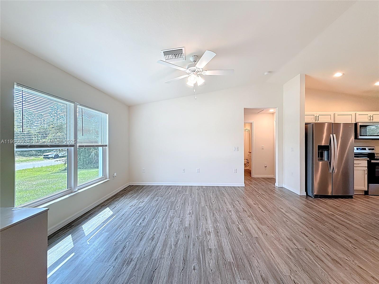 Port LaBelle - Residential