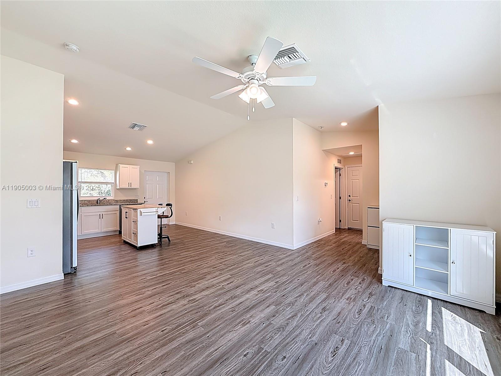 Port LaBelle - Residential