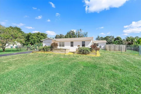 5200 SW 199th Avenue, Southwest Ranches, FL 33332 - MLS#: A11803237