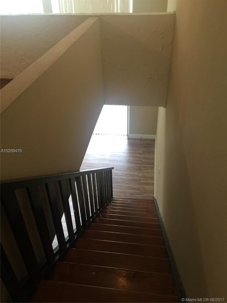 Venetian Gardens At Count - Residential Lease