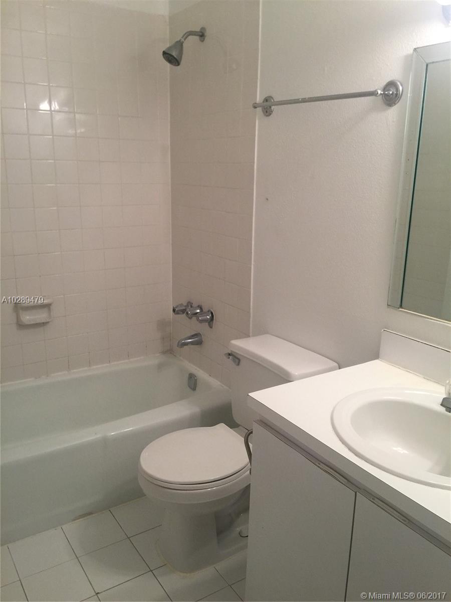 Venetian Gardens At Count - Residential Lease